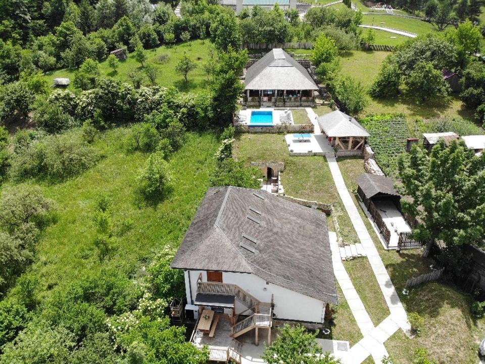Casa Thymus Villa Soveja Buitenkant foto