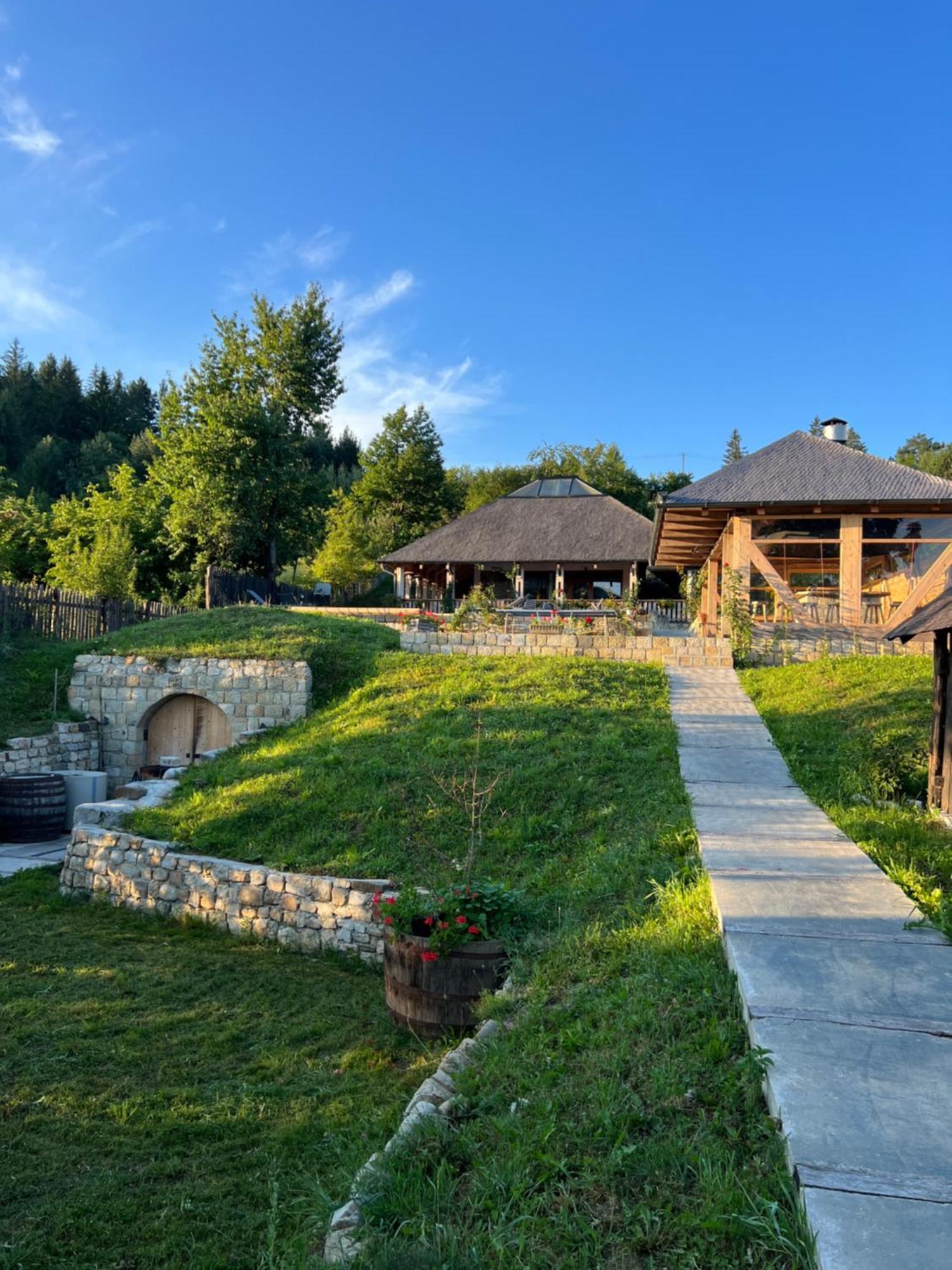 Casa Thymus Villa Soveja Buitenkant foto